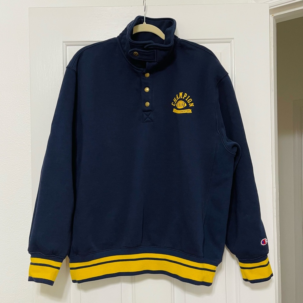 Champion Navy Sweatshirt with Yellow Accents size M